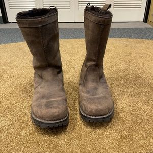 Mens UGG leather boots